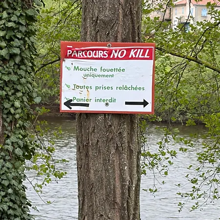 Yourtes De L Oeil D Aigle Au Bord De L Allier Campismo de Luxo Mazeyrat-d'Allier
